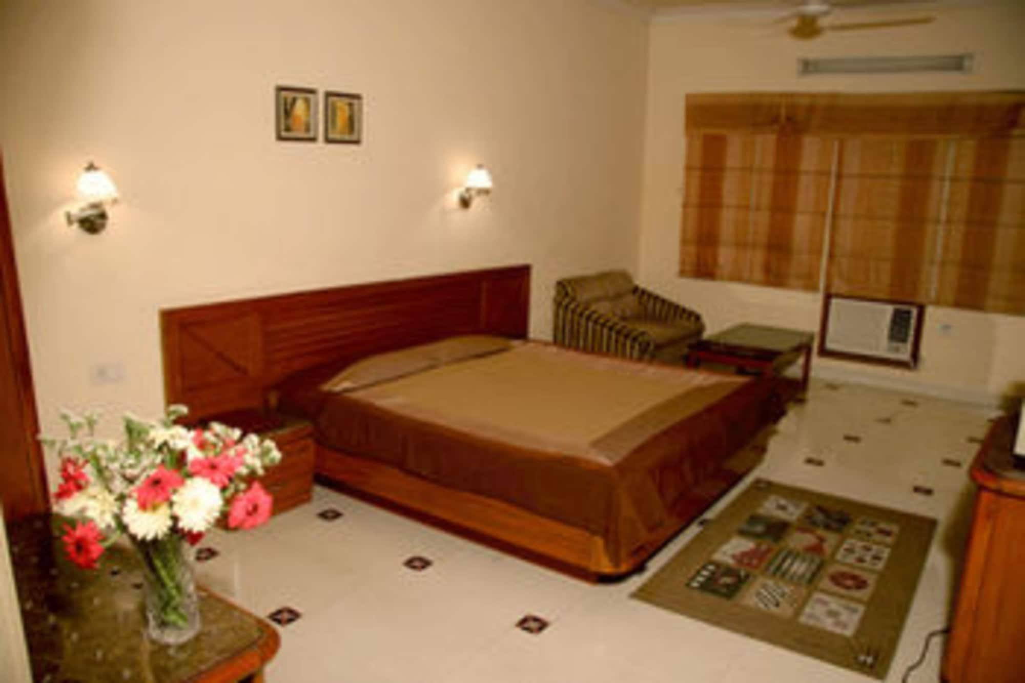 ניו דלהי Airport Hotel מראה חיצוני תמונה